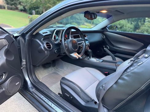Used 2011 Chevrolet Camaro SS w/ RS Package RWD image 10