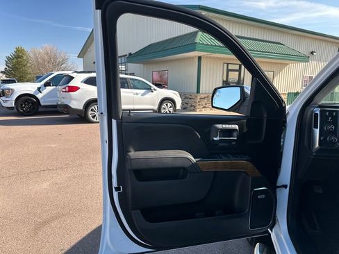 Used 2017 Chevrolet Silverado 1500 LTZ w/ Sport Package image 11