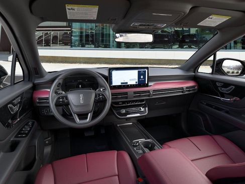 New 2026 Lincoln Corsair Grand Touring image 9