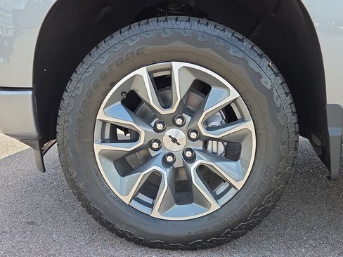 New 2026 Chevrolet Silverado 1500 RST w/ Convenience Package II AWD/4WD image 9
