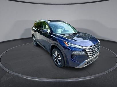 Used 2024 Nissan Rogue SL w/ SL Premium Package