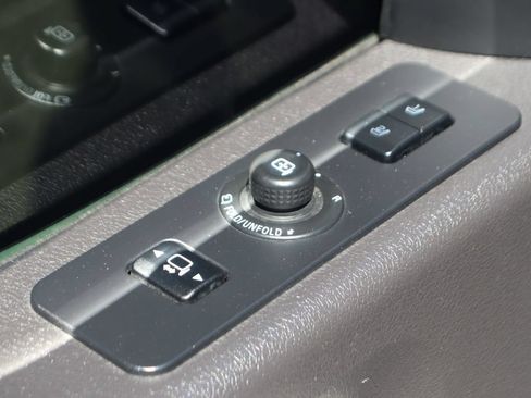 Used 2016 Ford F250 Lariat w/ Lariat Ultimate Package AWD/4WD image 18