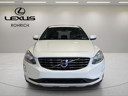 Used 2016 Volvo XC60 T6 AWD/4WD image 2