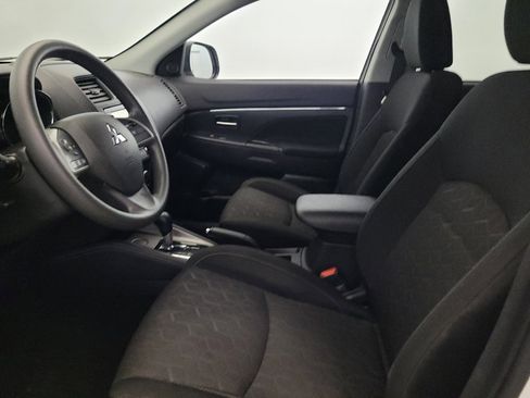 Used 2020 Mitsubishi Outlander Sport ES FWD image 17