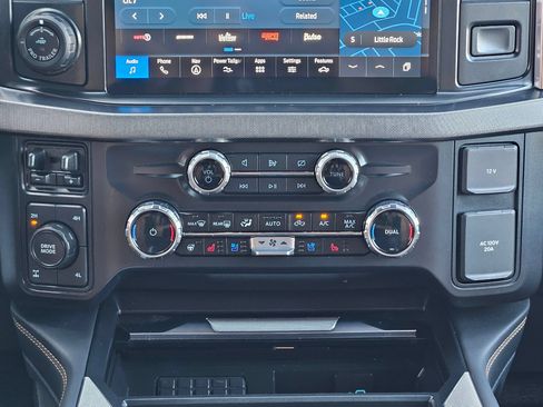 Used 2024 Ford F250 Platinum AWD/4WD image 13