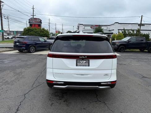 Used 2023 Kia Carnival SX FWD image 6