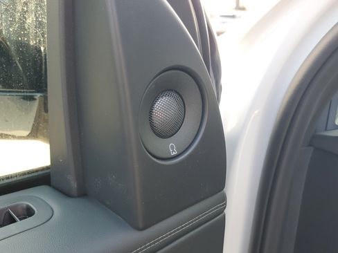 New 2026 Lincoln Navigator Reserve w/ Jet Appearance Package image 9