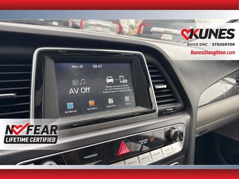 Used 2019 Hyundai Sonata Limited image 25