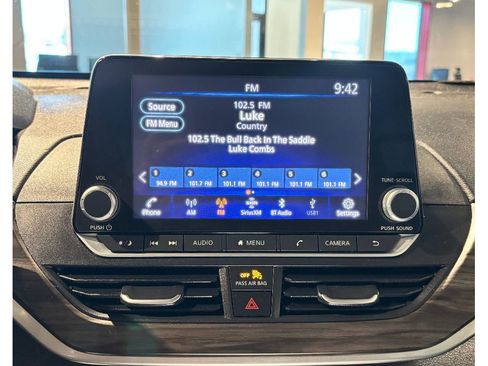 Used 2024 Nissan Altima 2.5 SV image 29