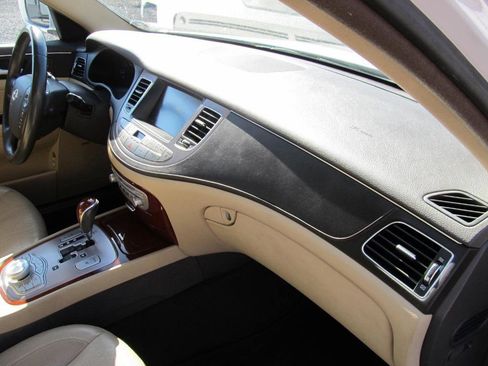 Used 2014 Hyundai Genesis 3.8 w/ Technology Package 03 image 38