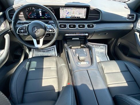 Used 2021 Mercedes-Benz GLS 450 4MATIC image 17