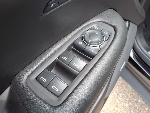 Used 2019 Cadillac XT5 Luxury AWD/4WD image 16