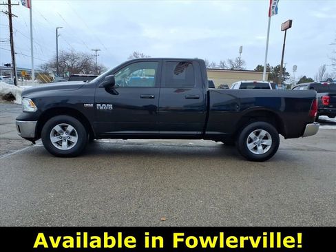 Used 2017 RAM 1500 ST w/ SXT Appearance Group image 5