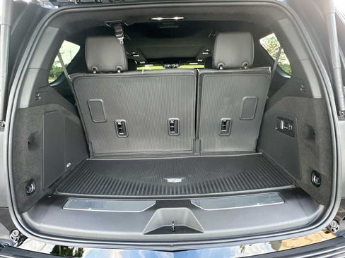 Used 2026 Cadillac Escalade Platinum Sport w/ LPO, ONYX Package AWD/4WD image 29
