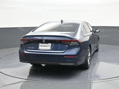 Used 2024 Honda Accord EX image 11