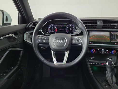 Used 2023 Audi Q3 2.0T Premium Plus w/ Premium Plus Package AWD/4WD image 15