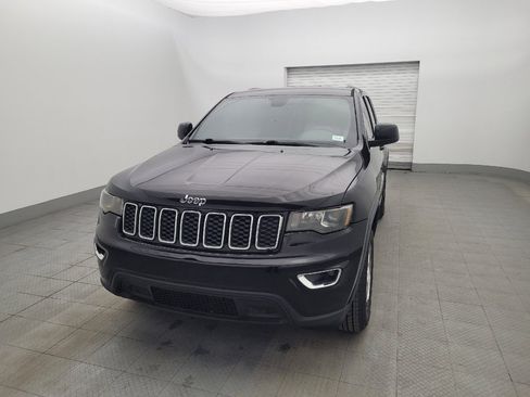 Used 2017 Jeep Grand Cherokee Laredo image 15