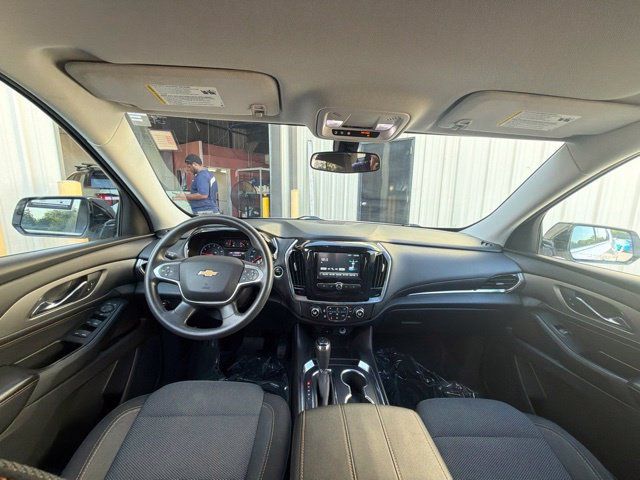 Used 2018 Chevrolet Traverse LS AWD/4WD image 15