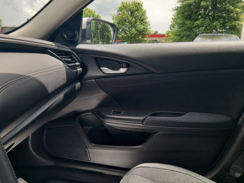 Used 2020 Honda Insight EX image 28