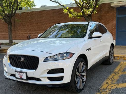 Used 2019 Jaguar F-PACE Prestige AWD/4WD image 2