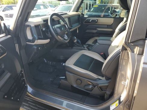 Used 2021 Ford Bronco Wildtrak AWD/4WD image 10