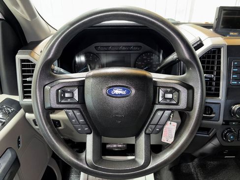 Used 2017 Ford F250 XL w/ Power Equipment Group image 18