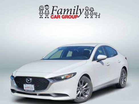 Used 2019 MAZDA MAZDA3 Sedan FWD image 1