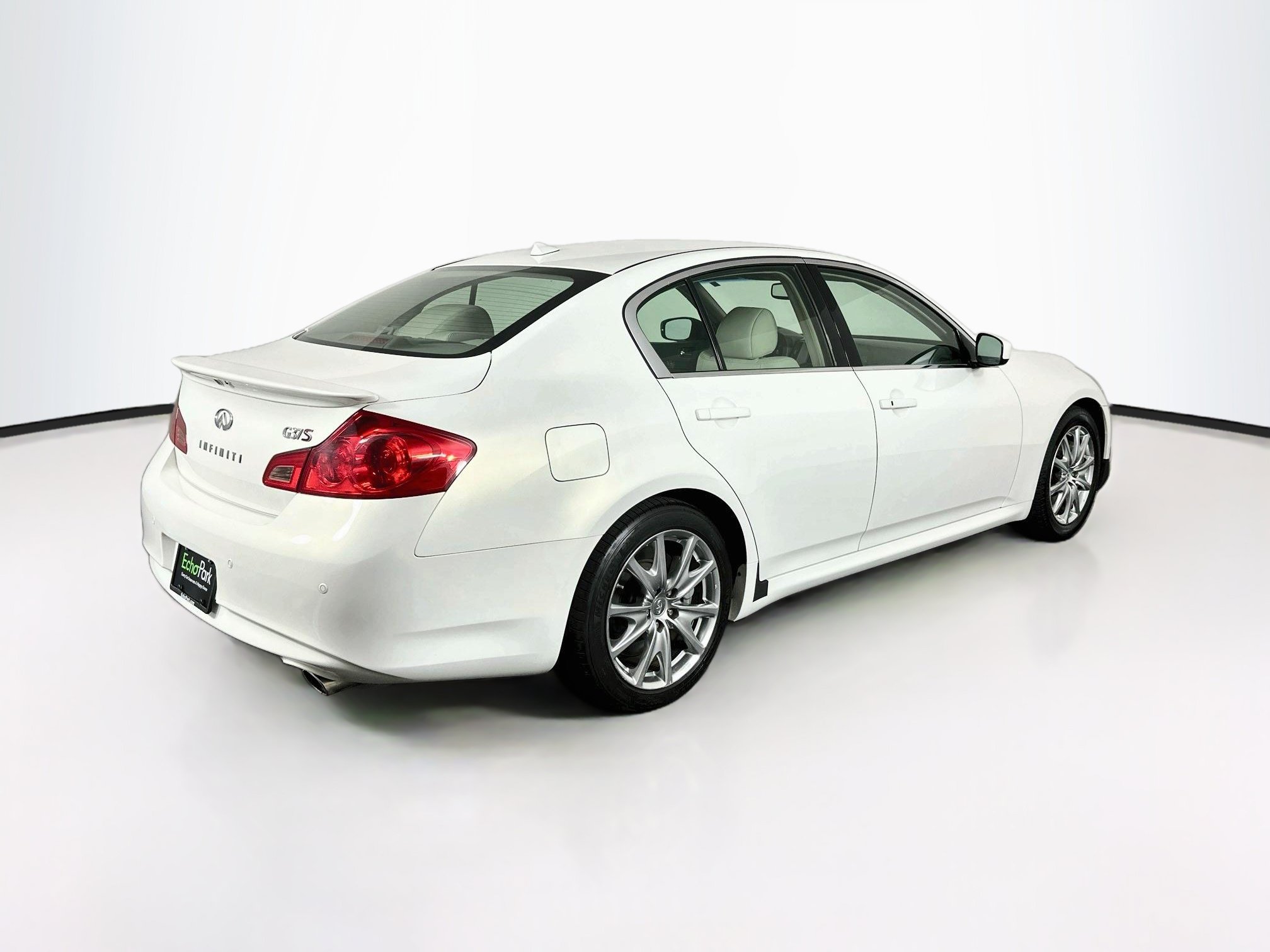 Used 2011 INFINITI G37 Journey w/ Sport Pkg - RWD image 9