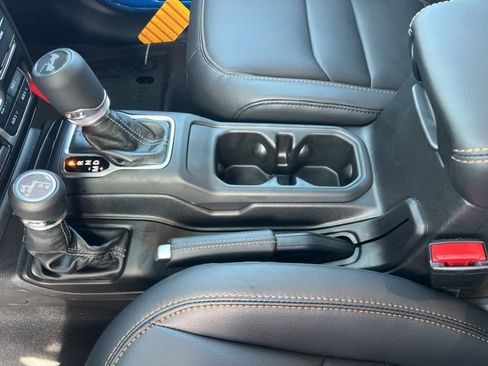 New 2026 Jeep Wrangler Unlimited Sahara AWD/4WD image 17