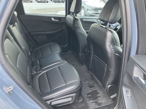 Used 2025 Ford Escape Platinum image 16