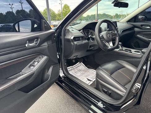 Used 2021 Nissan Altima 2.5 SR FWD image 13