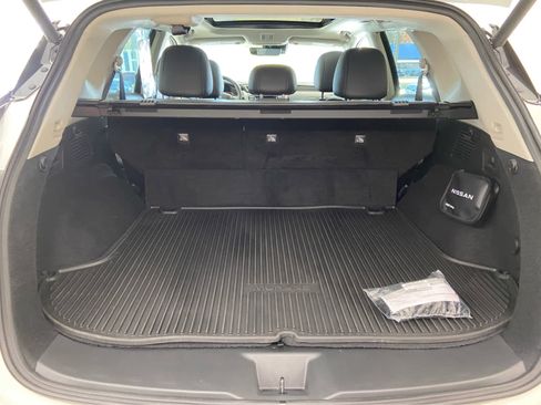 Used 2024 Nissan Murano Platinum w/ Cargo Package image 7