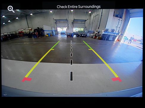 Used 2024 Jeep Grand Cherokee Altitude AWD/4WD image 18