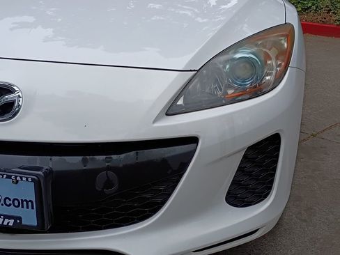 Used 2013 MAZDA MAZDA3 i Touring FWD image 9
