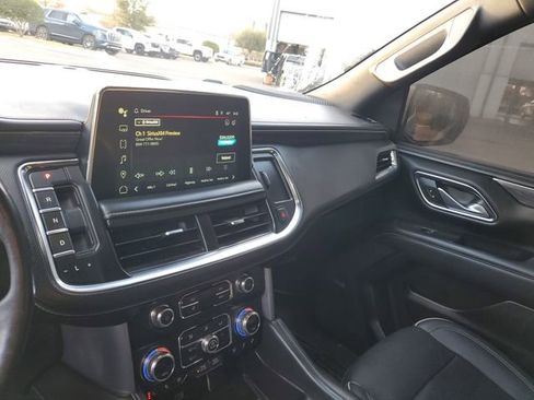 Used 2022 GMC Yukon SLT w/ SLT Luxury Package image 25