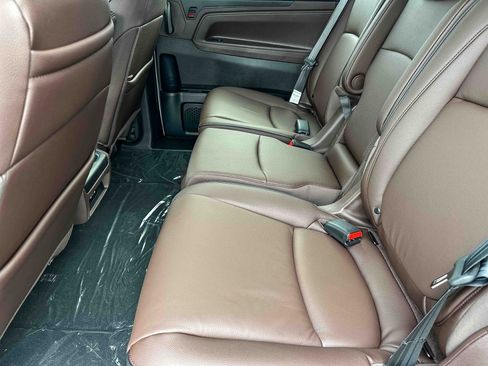 New 2026 Honda Odyssey Touring image 16
