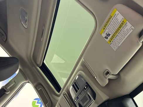 Certified 2025 Subaru Crosstrek 2.0i Premium image 31