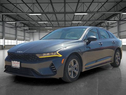 Used 2023 Kia K5 LXS image 1