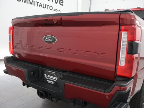 Used 2025 Ford F250 XLT w/ Black Appearance Package AWD/4WD image 32