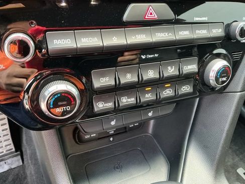 Used 2021 Kia Sportage S w/ S AWD Premium Package image 22