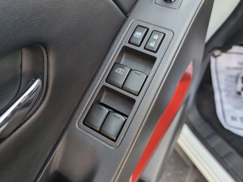 Certified 2025 Nissan Frontier PRO-4X image 16