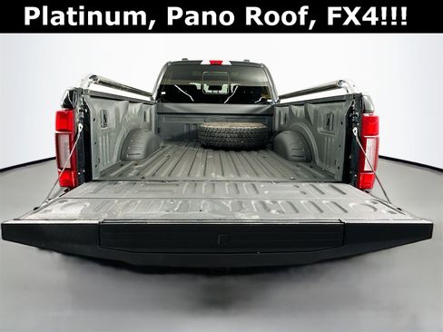 Used 2022 Ford F250 Platinum w/ FX4 Off-Road Package image 29