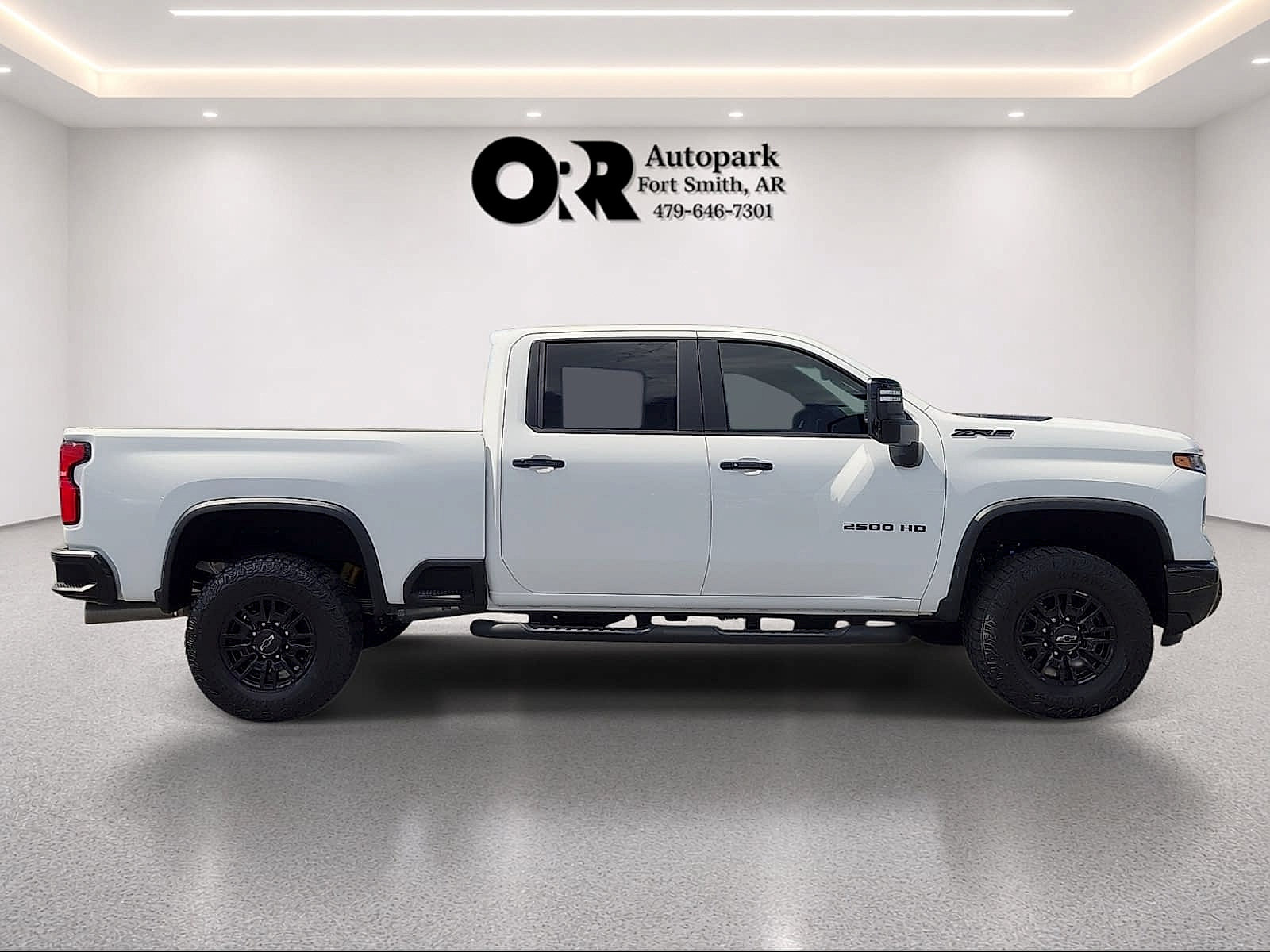 Used 2026 Chevrolet Silverado 2500 ZR2 AWD/4WD image 6