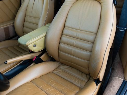 Used 1992 Porsche 911 Turbo image 27