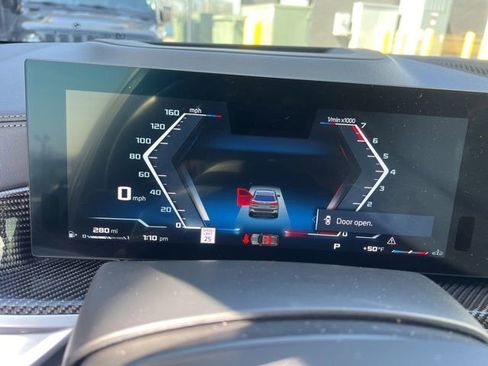 Used 2025 BMW X5 M60i image 9