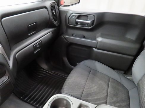 Used 2020 Chevrolet Silverado 1500 Custom Trail Boss image 18