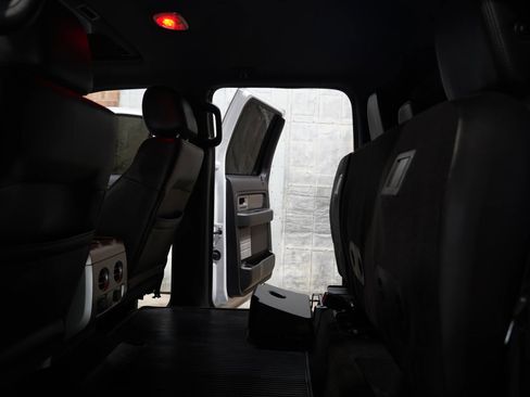 Used 2013 Ford F150 Raptor w/ Luxury Equipment Group image 46