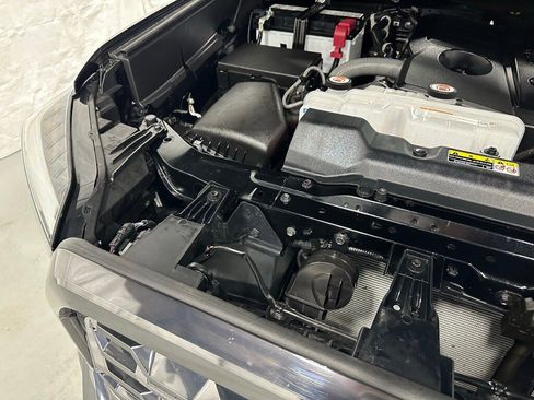 Used 2025 Toyota Tundra Platinum image 74