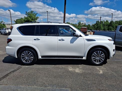 Certified 2023 Nissan Armada SL w/ Captain's Chairs Package AWD/4WD image 8