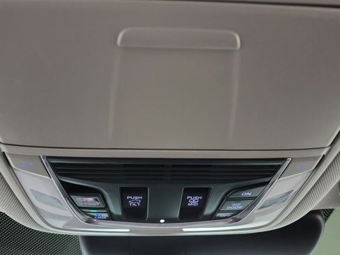 Used 2022 Acura RDX FWD w/ Technology Package image 26